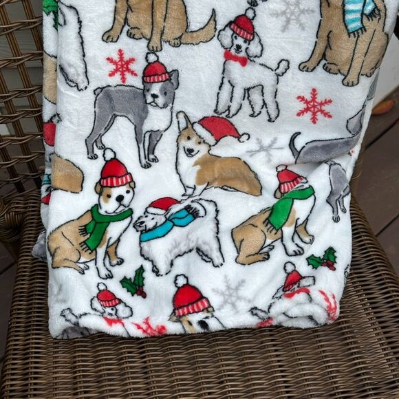 Wags & Whiskers Dogs Puppy Santa Luxury Holiday Throw Blanket 50" x 70" New - Picture 4 of 9